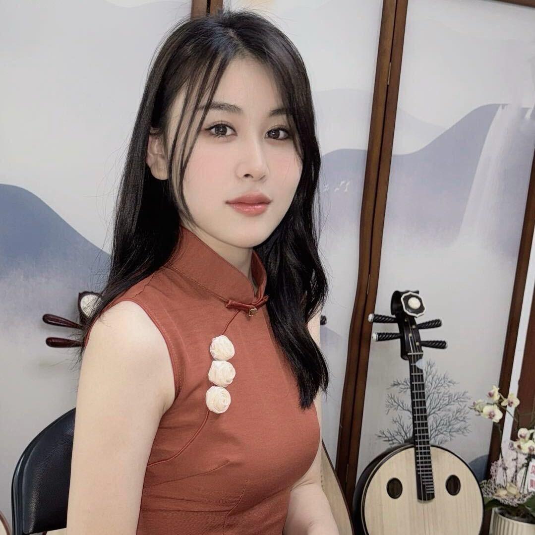 月yue