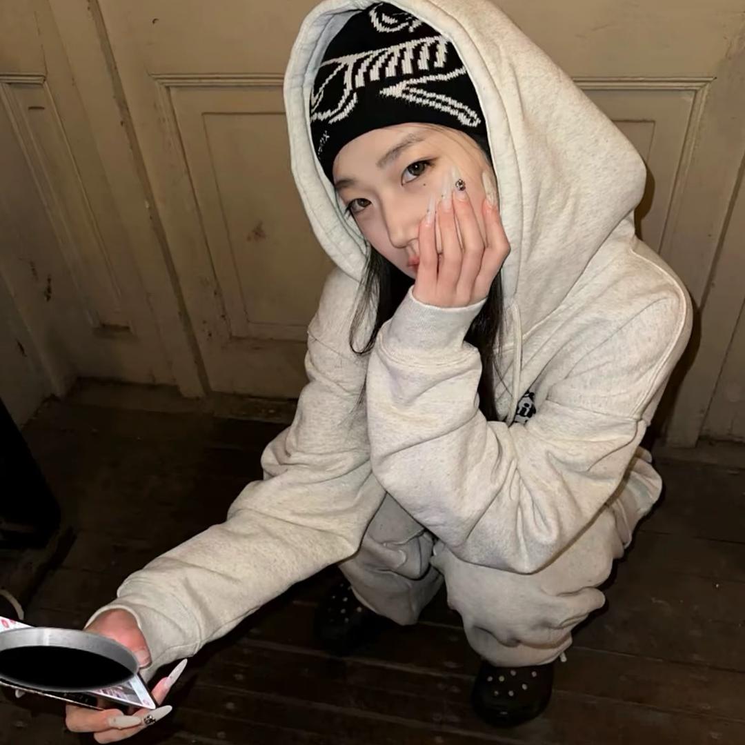 …*🕷️