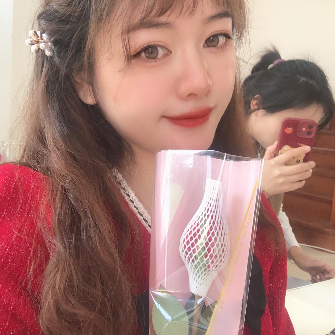 笑颜如丹₍˄·͈༝·͈˄*₎◞ ̑̑