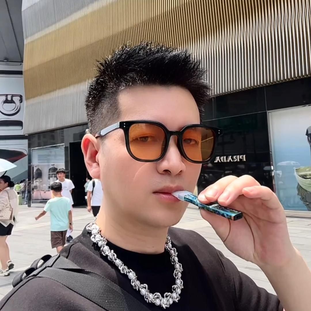 @李星野