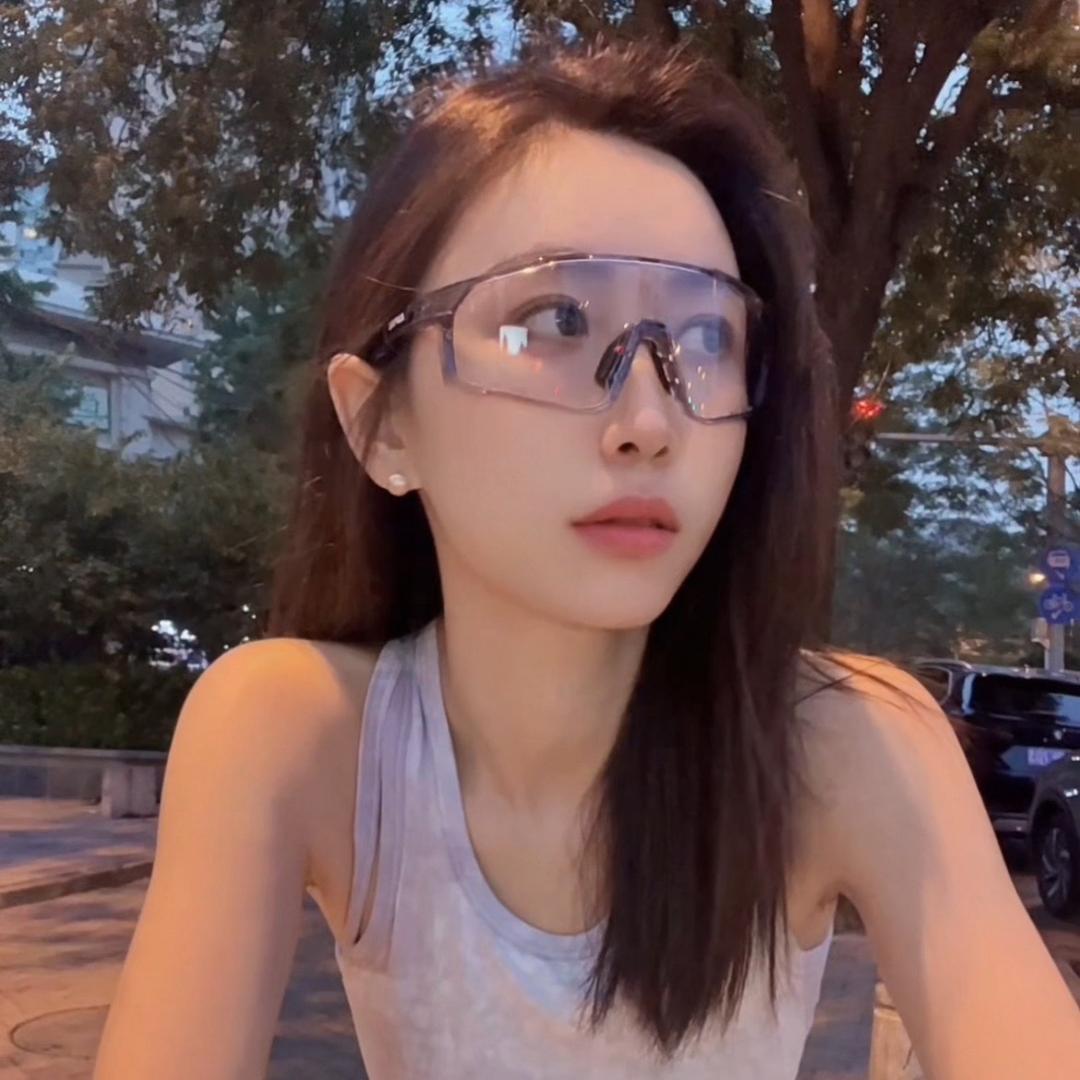 我是、大姐姐