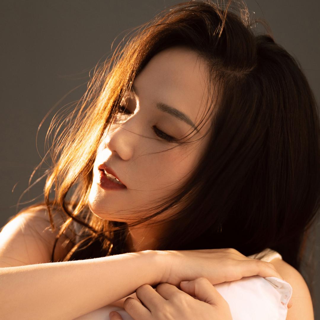 沐光而行的Lee