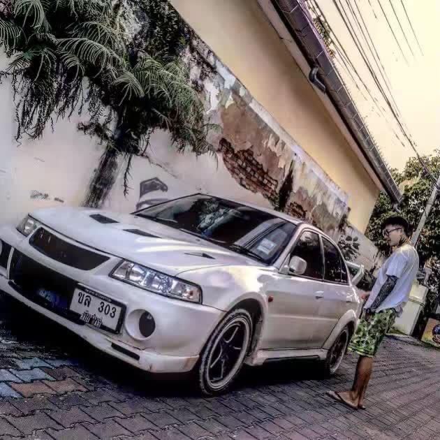 罗定纹身乌鸦刺青工作室