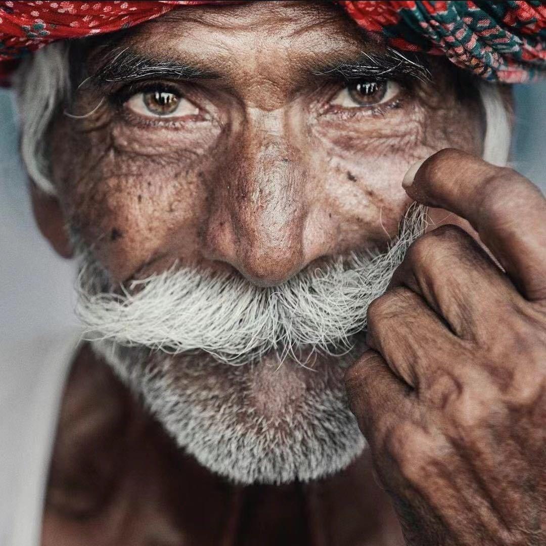 爱旅行的小更更