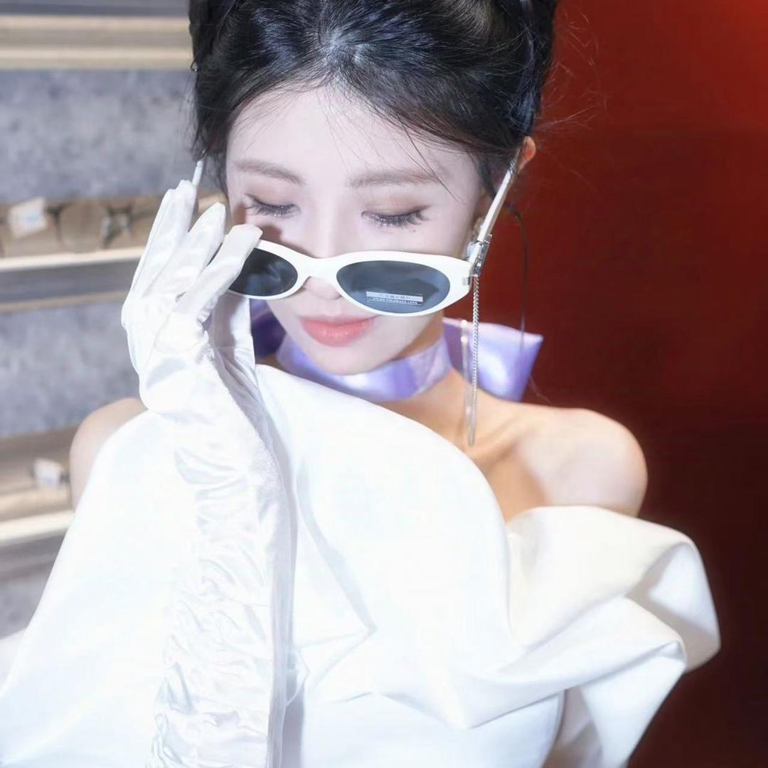 小小玉
