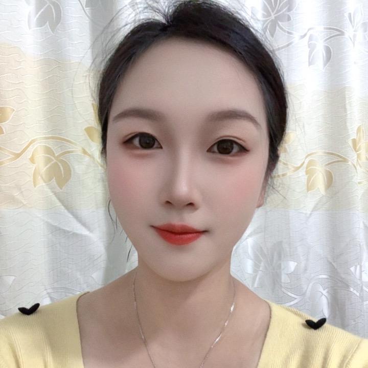 闻家五朵金花一片绿叶