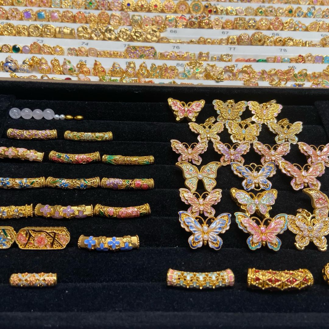 恒瑞高端水贝黄金珠宝批发店