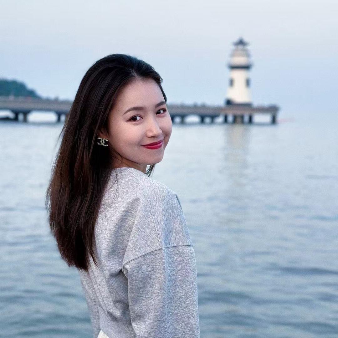 小蕾子想退休
