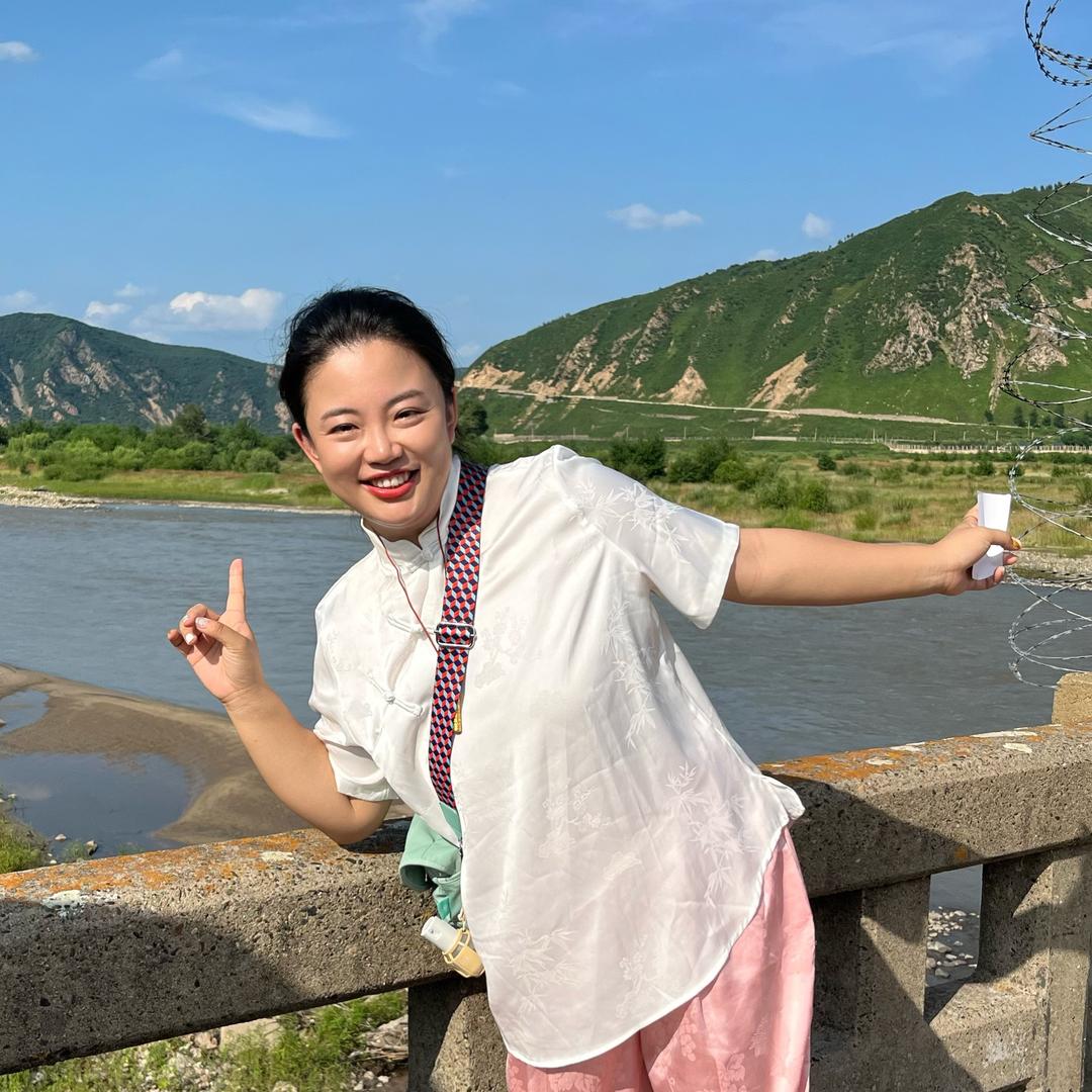 憨憨嘎嘎会吃