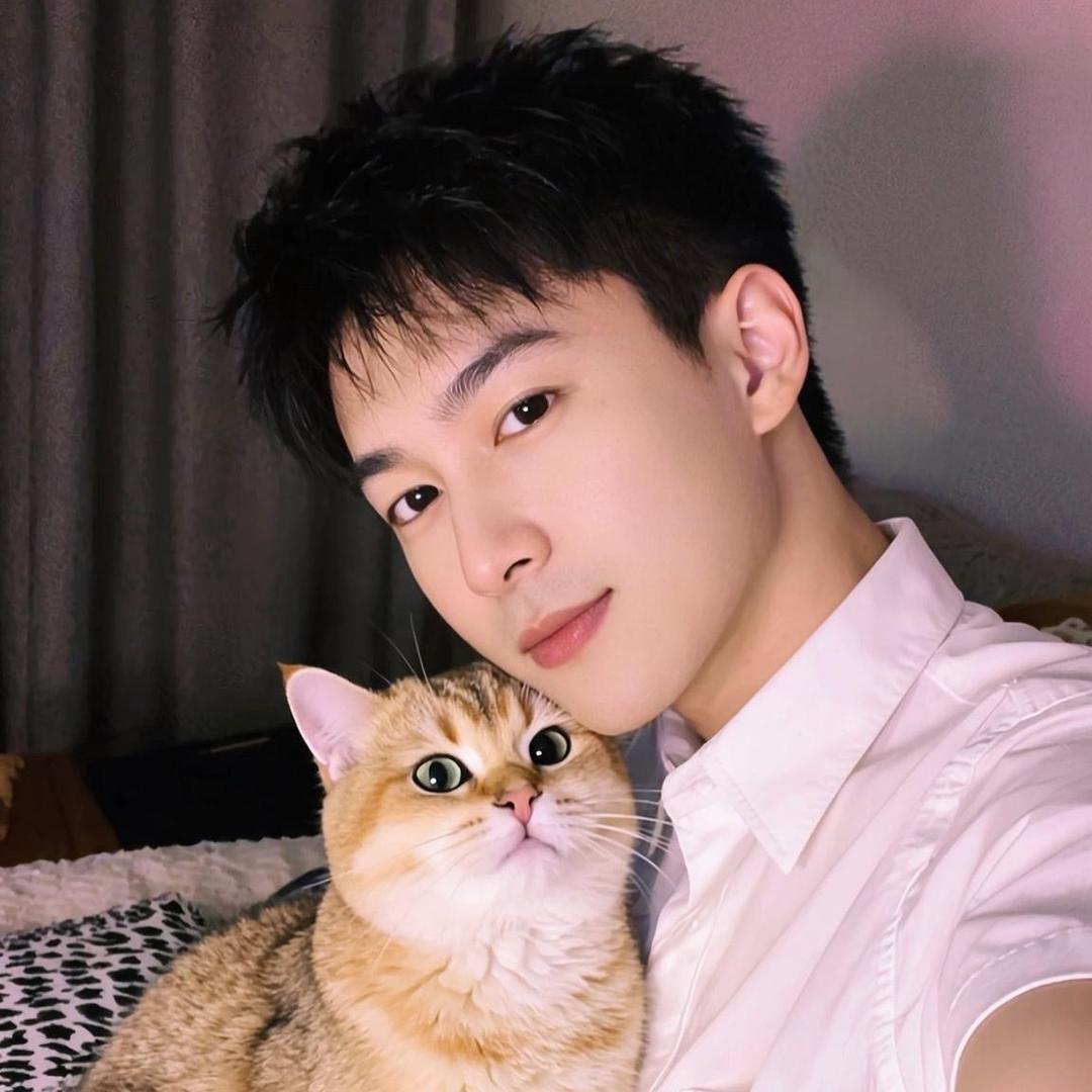 Mr王小松吖！