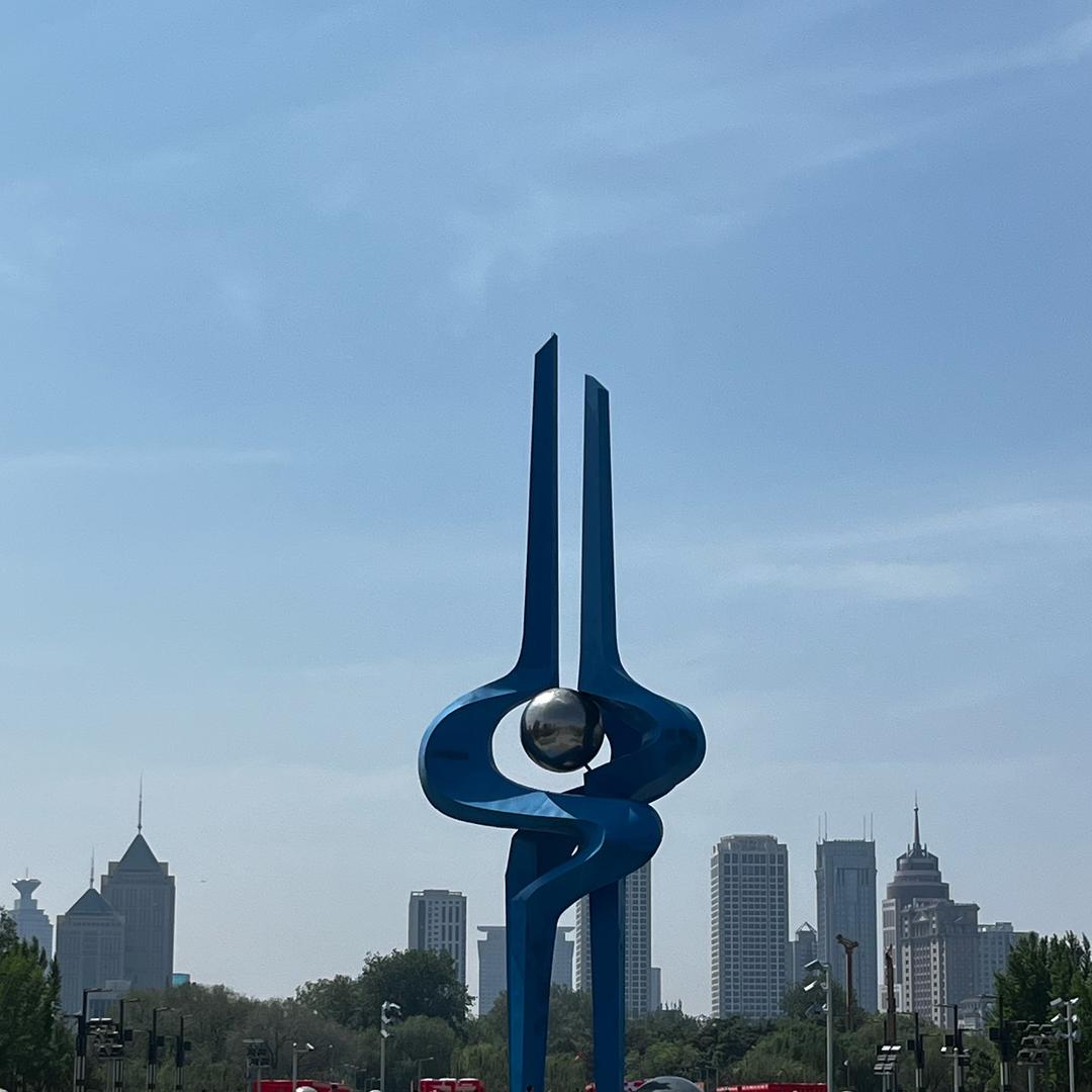 ￴￴￴ ￴￴   ￴ ￴ ￴￴