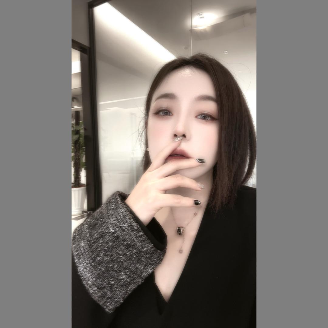 非凡小黑裙原创设计师品牌