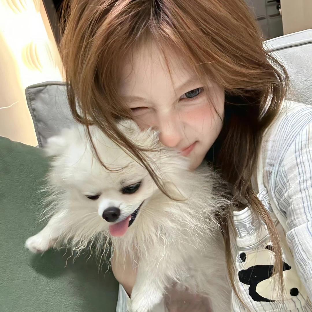 吱吱👸