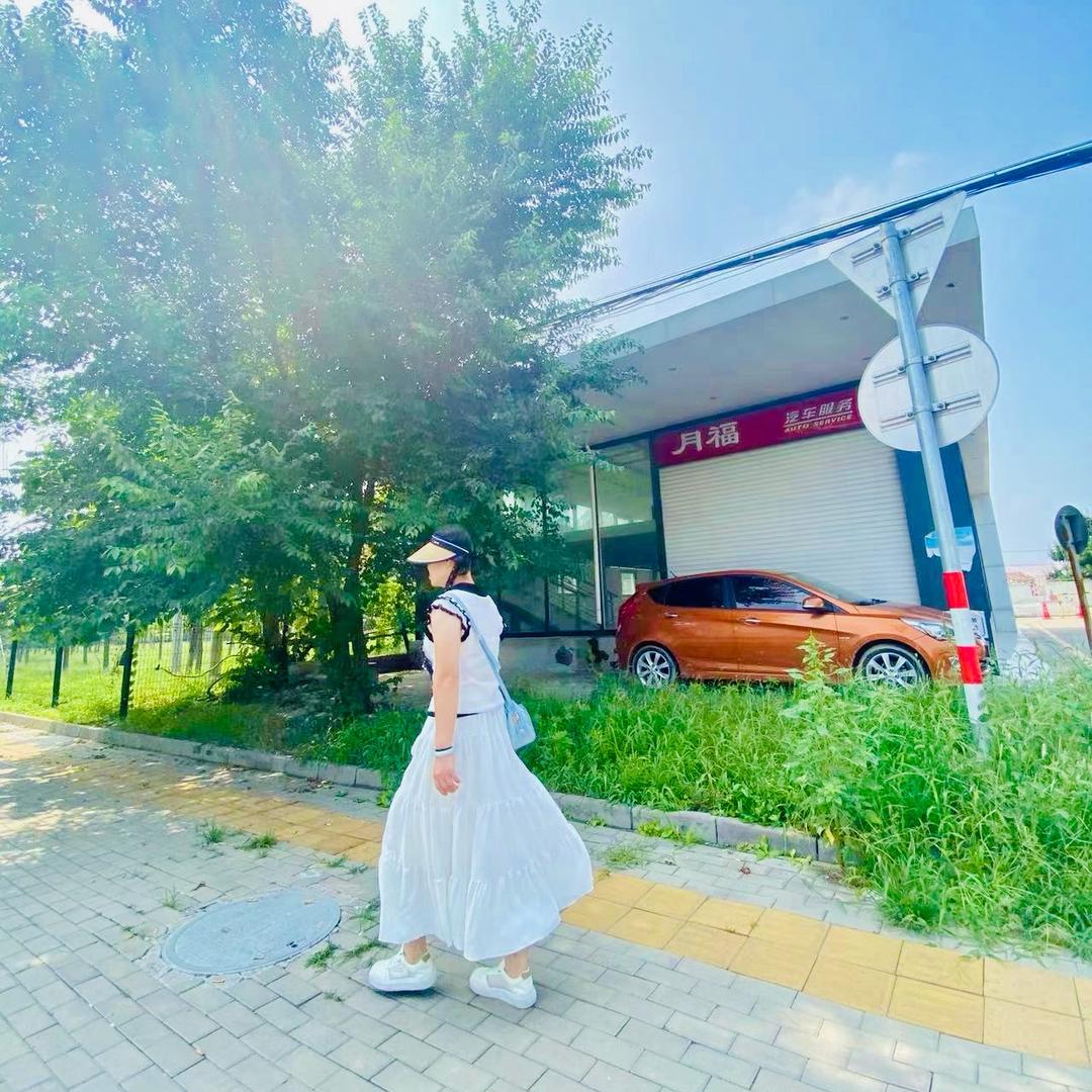 我在托管吃饭😉