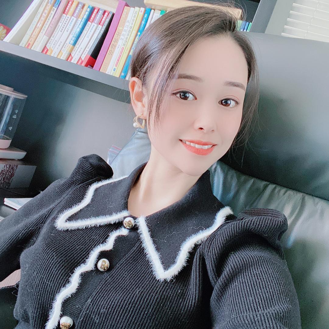 Lisa 湯文麗