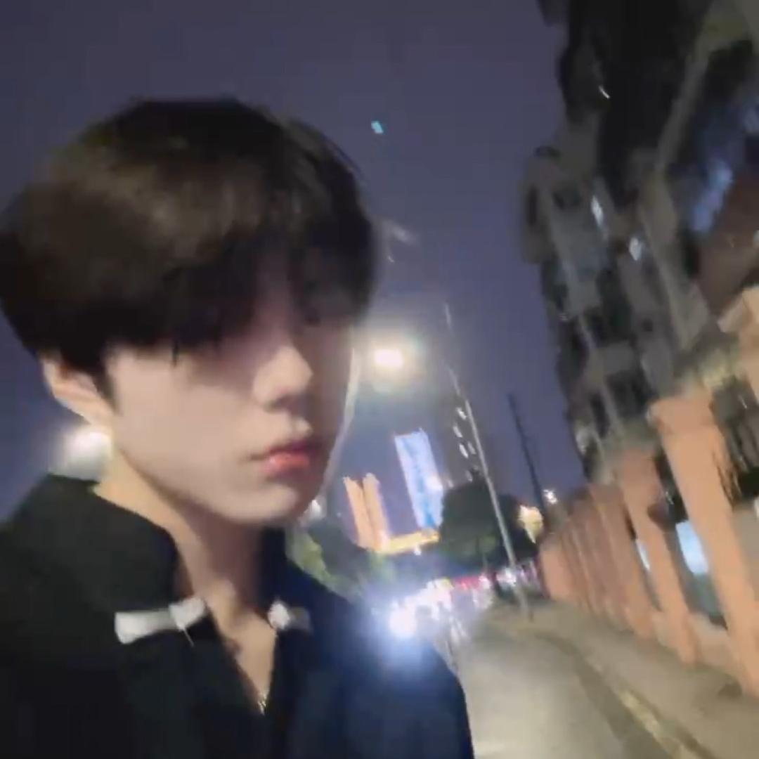 云云自选