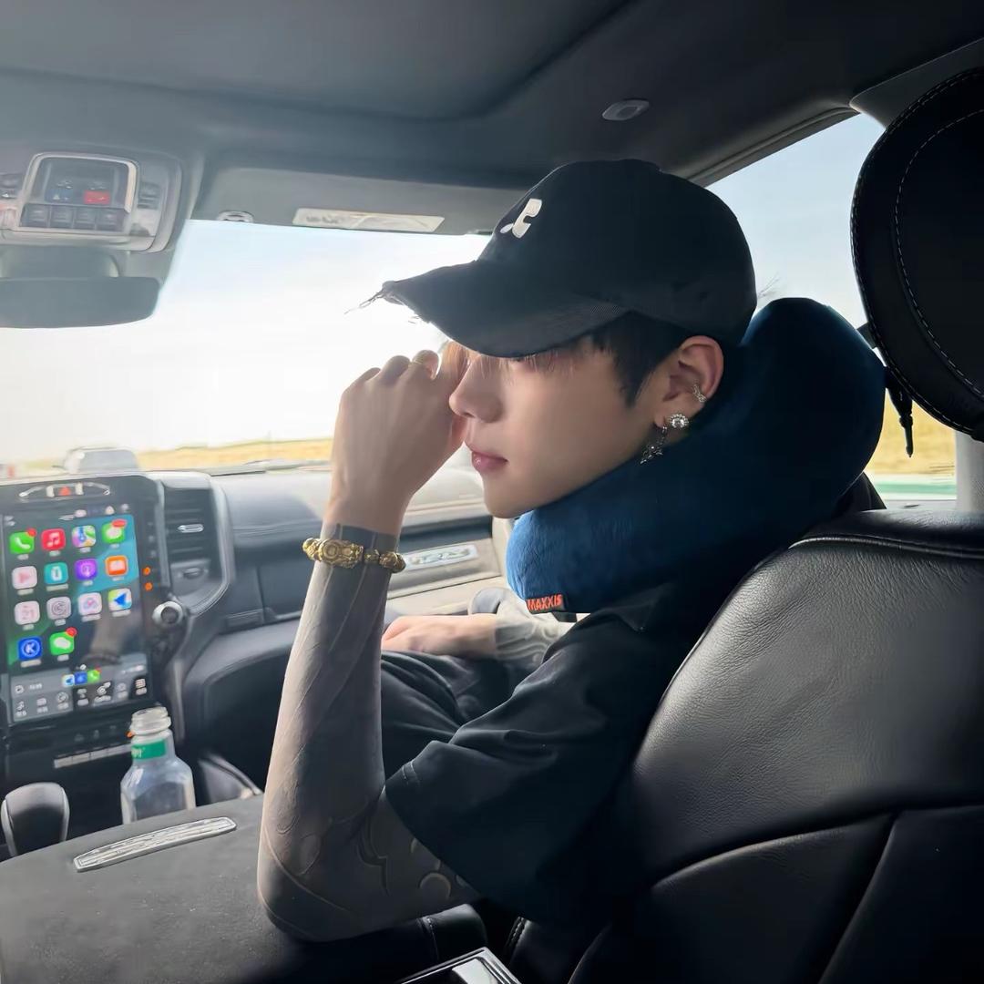 会游泳的小饼干.🍪