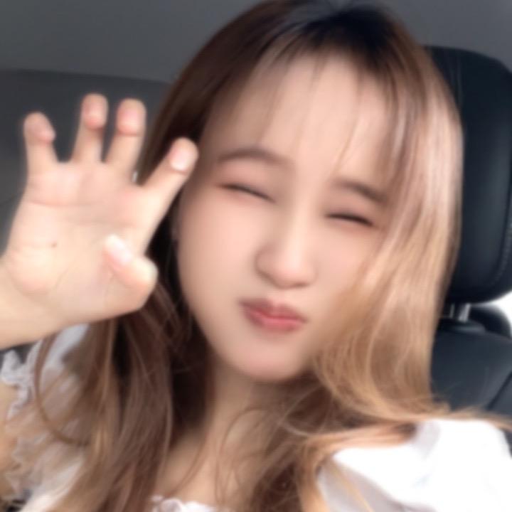 小余很困🥱.