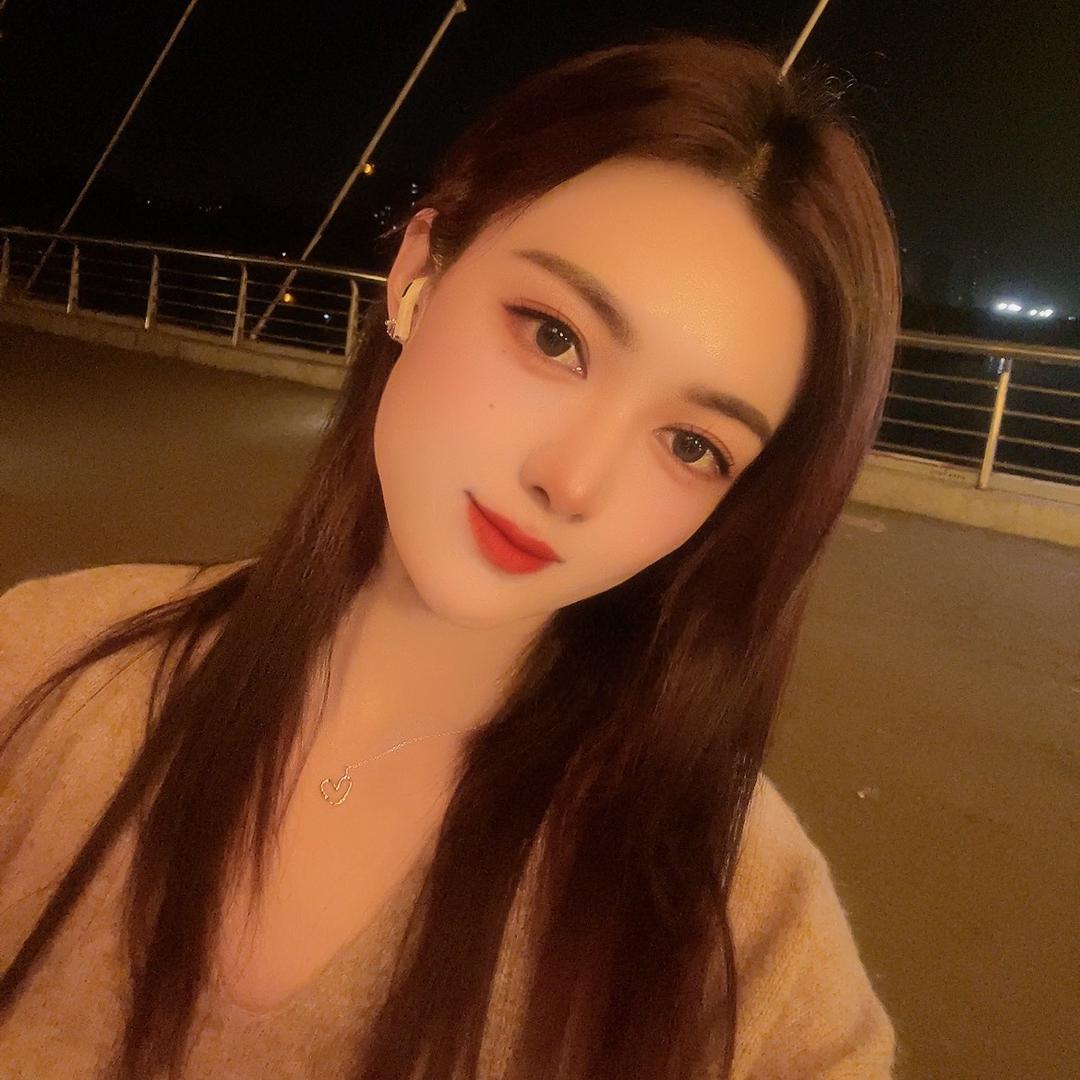 万邦媛姐