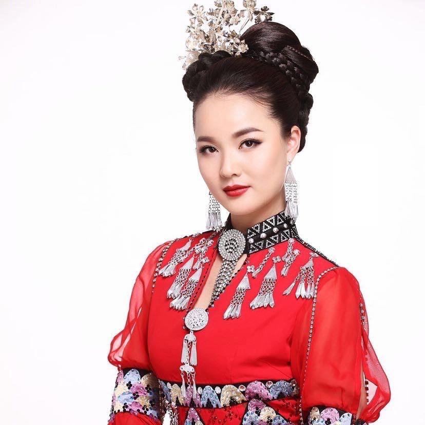 黄丽君