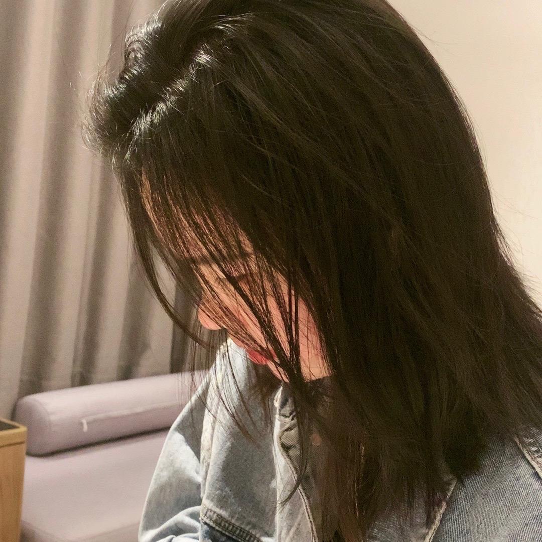 广州简优服饰个体店