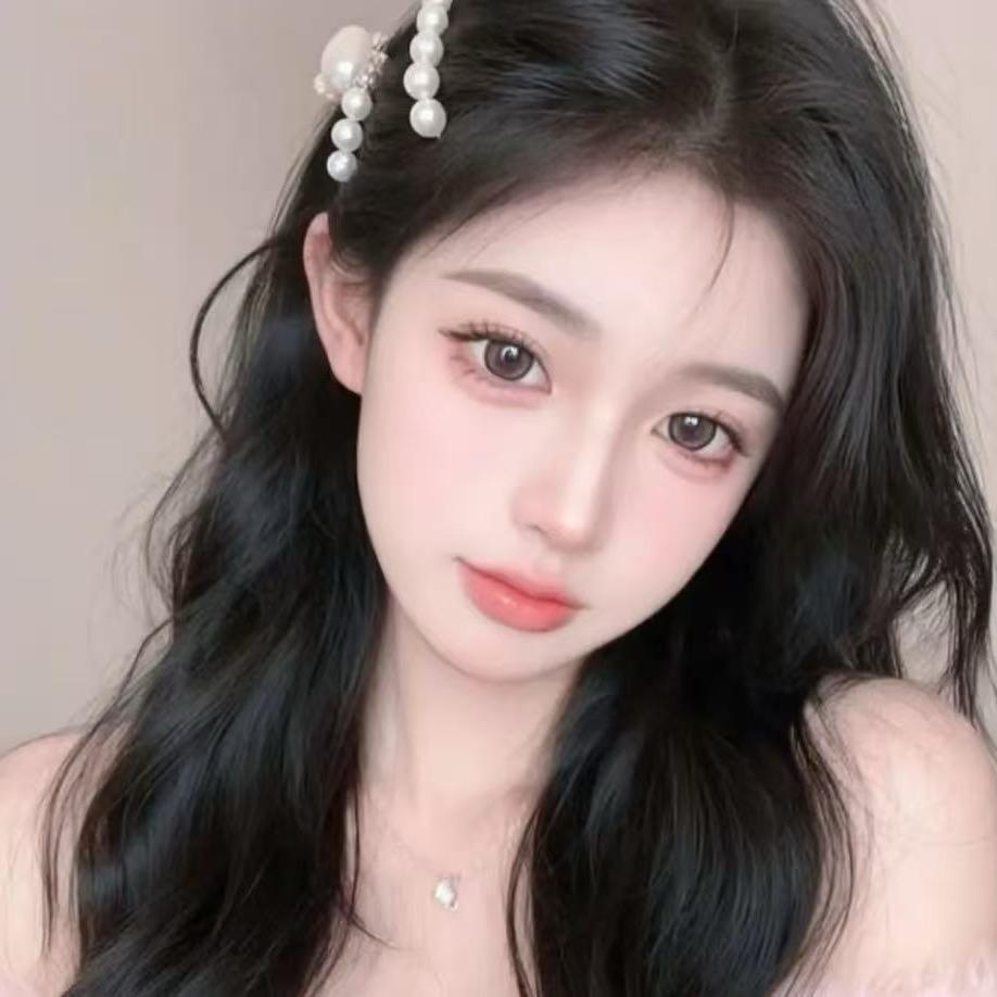 我是黄琴吖