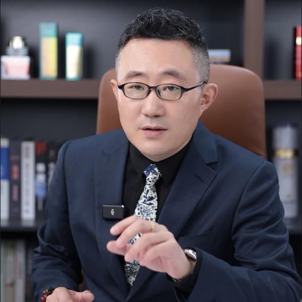 柏思露琳•牟哥精研