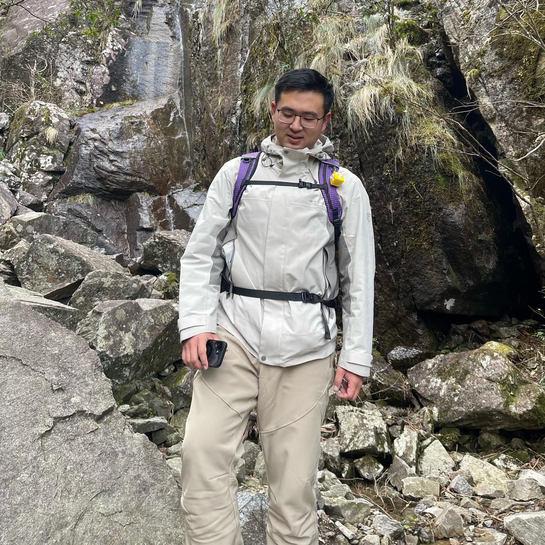 小汪不是小王吧🫧