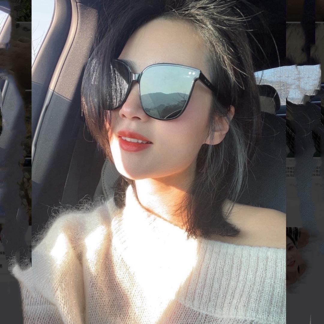 短发💗小姐姐