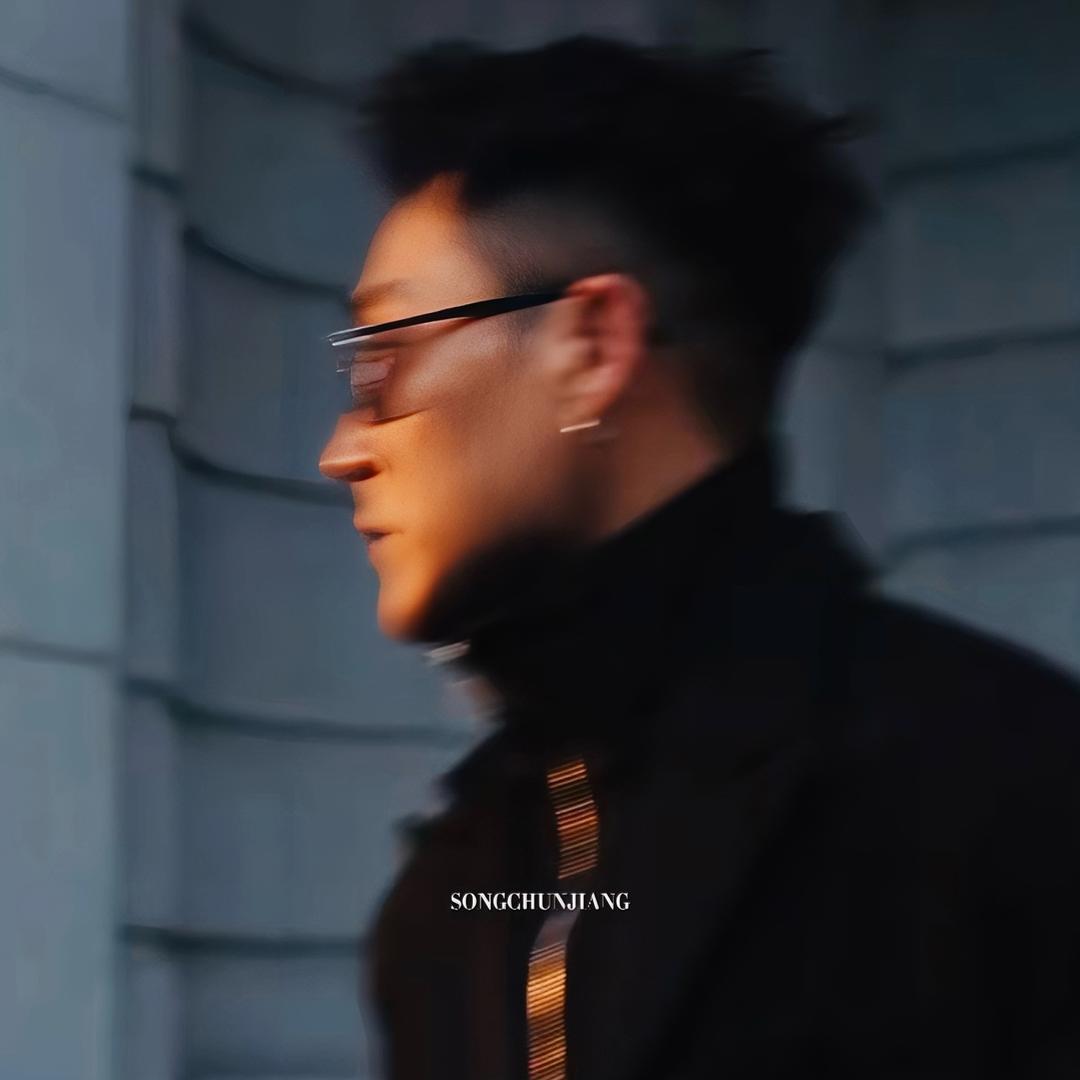 ￴￴   ￴ ￴ ￴￴￴