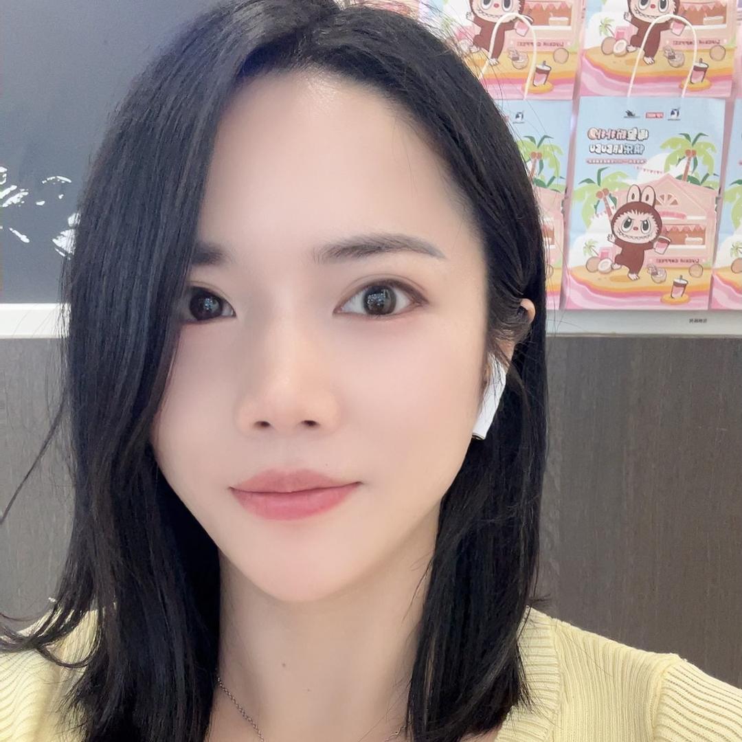 深圳她时代服饰店