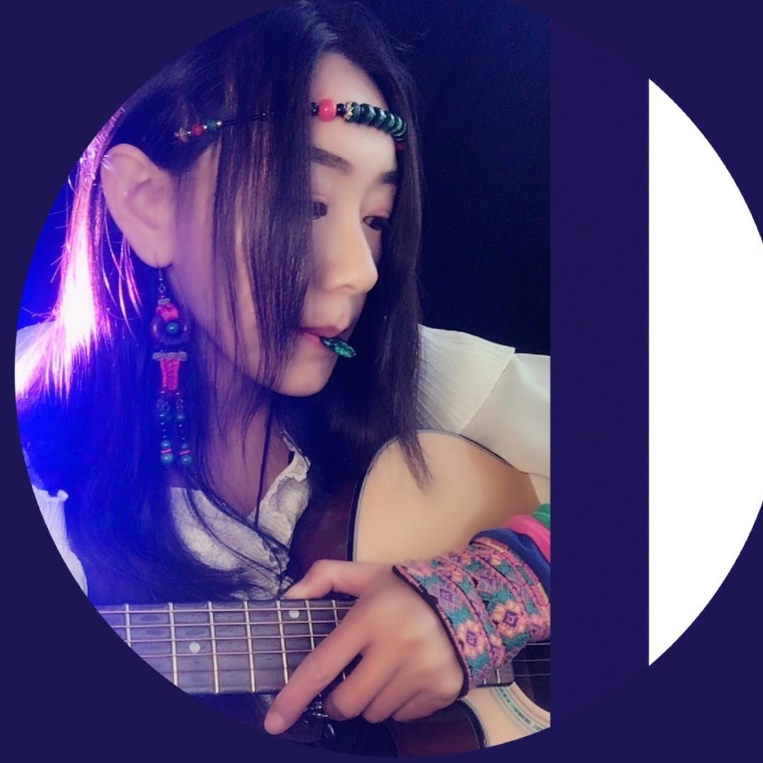 纳西英子