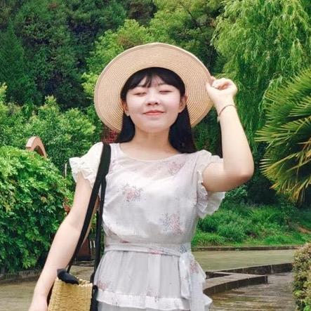 丸子爱吃饭