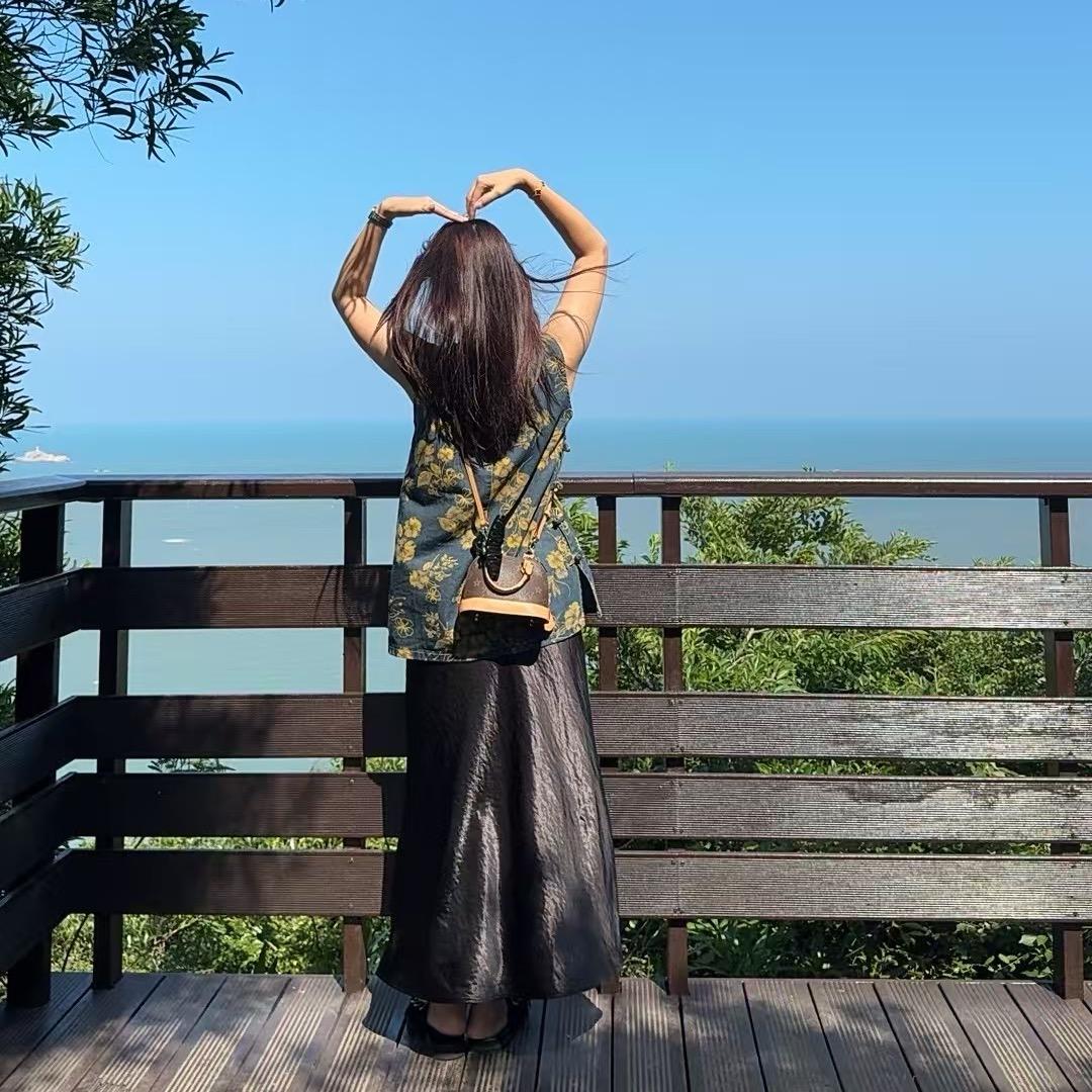 鸿鸿