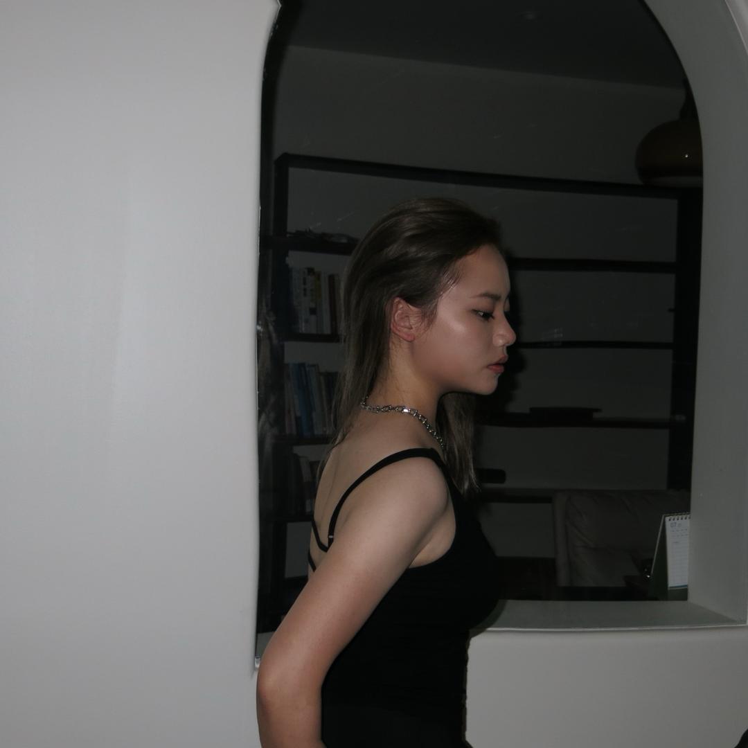 Zoe.