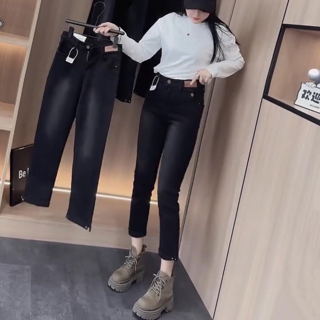 金灿灿服饰1号店