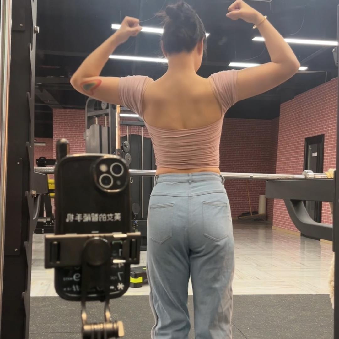 常常脂包肌（日更中）