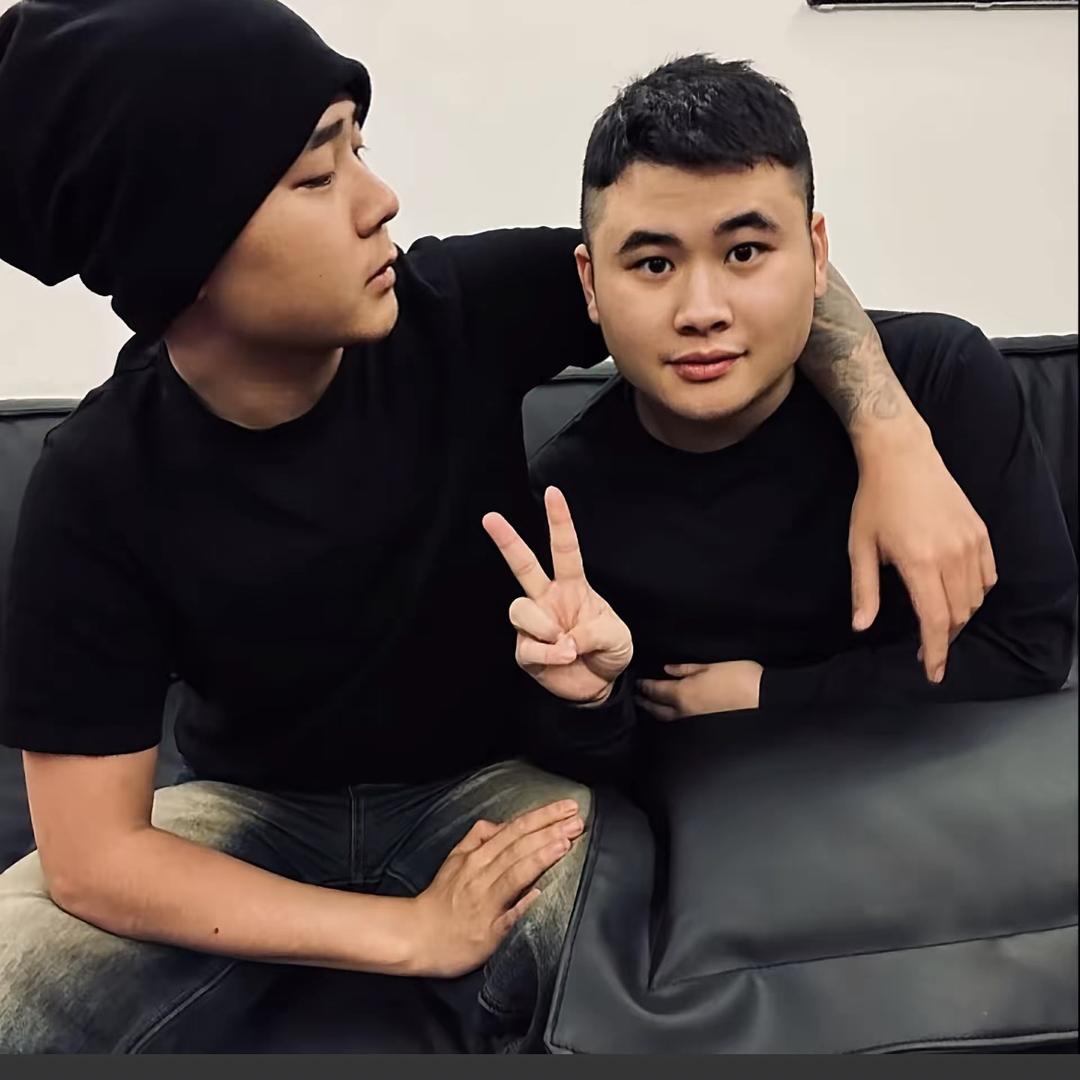 一只傻Lxxx