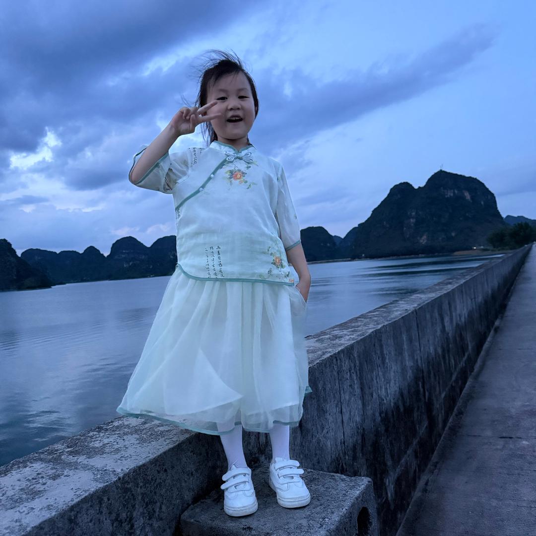 一只小霖霖