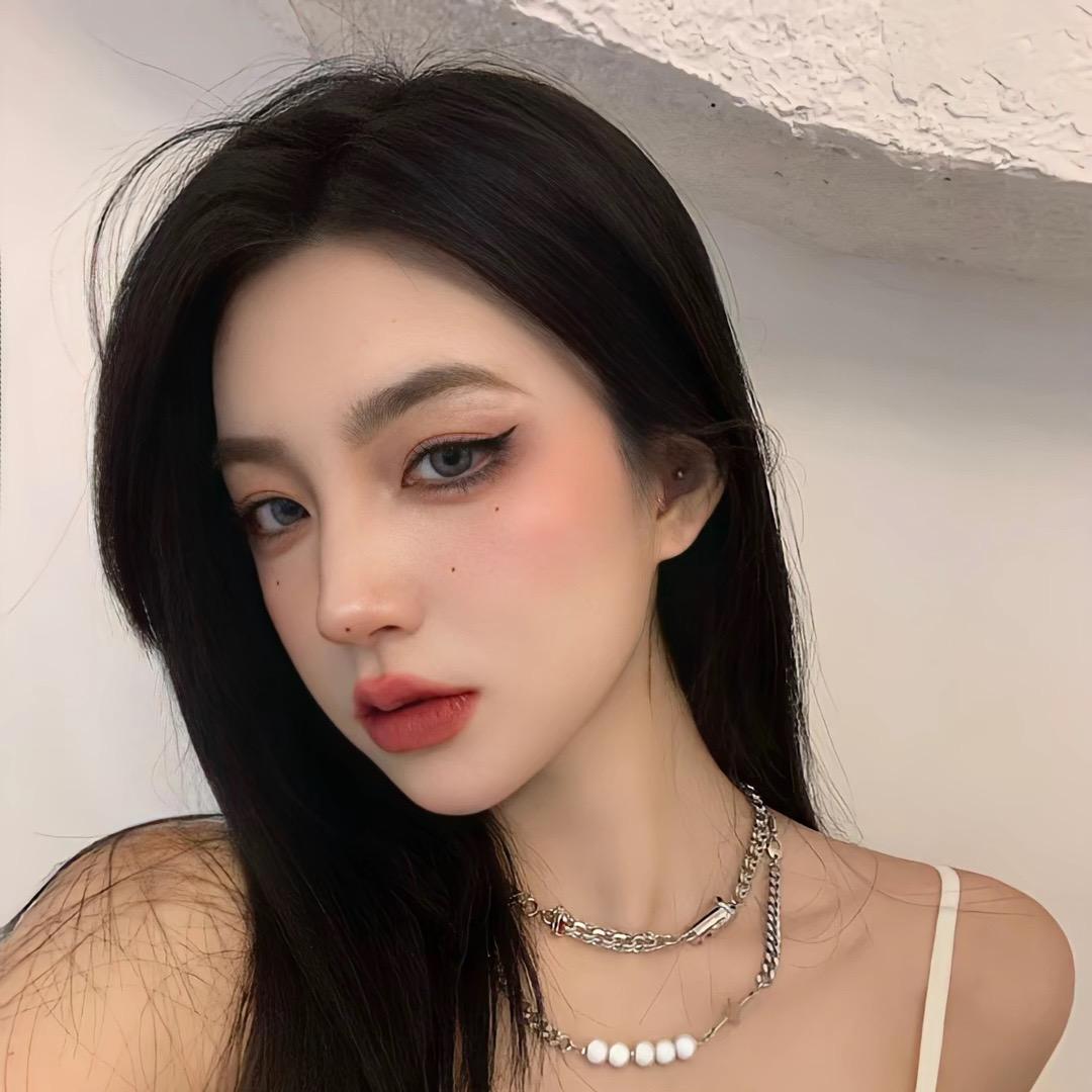 杨瑞.