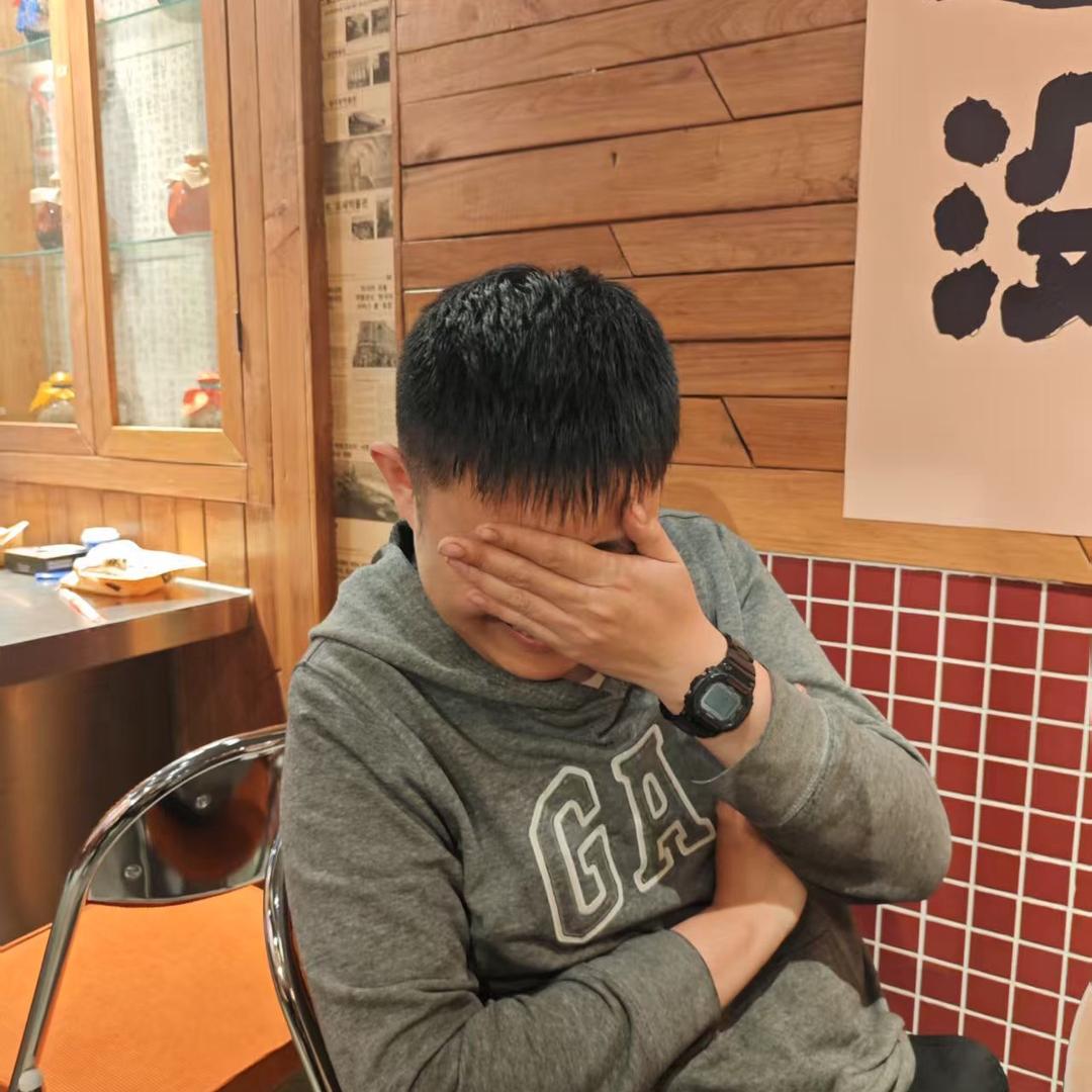 凹凹霸道的小李