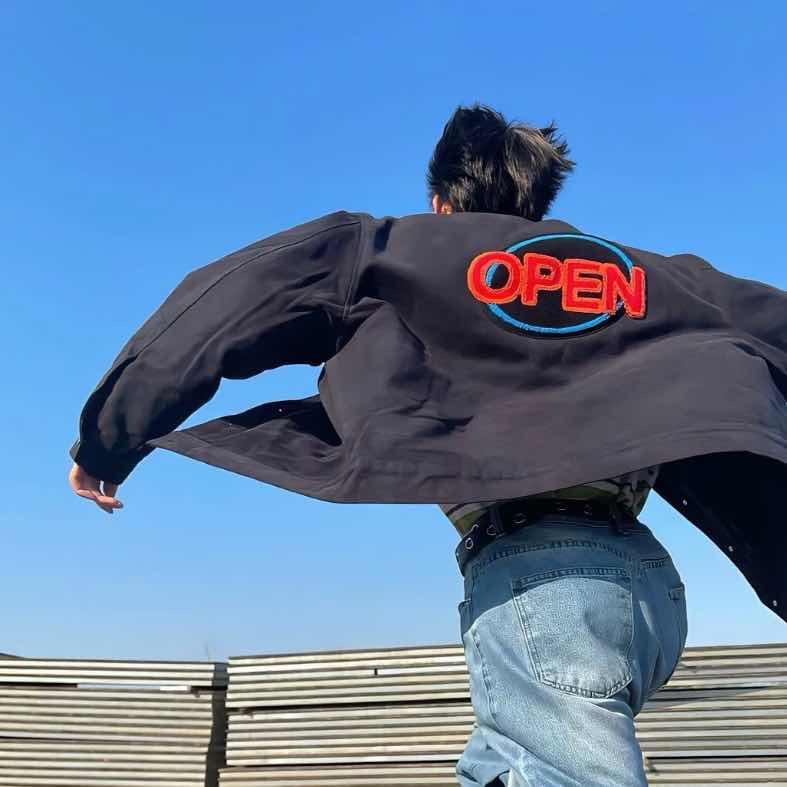 明赫.