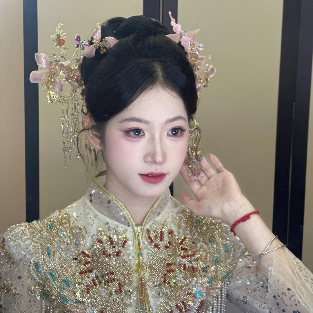 化妆师小淇