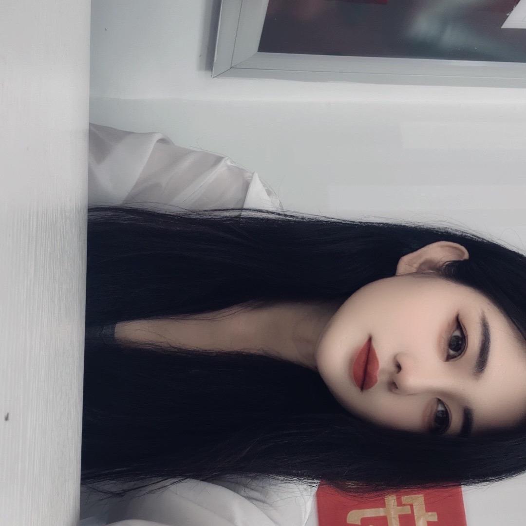 卖房的小娜娜