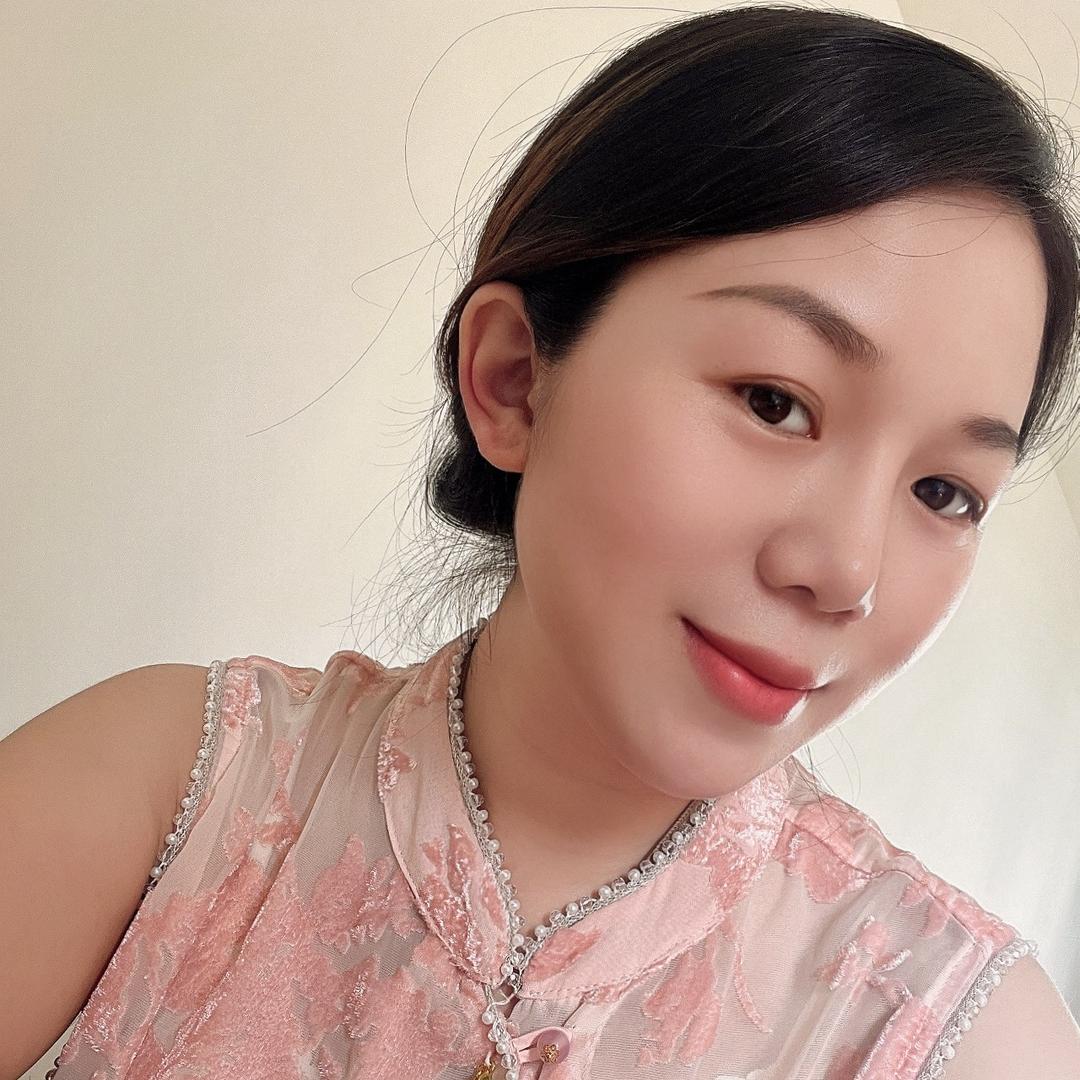 天上掉下个灵妹妹💋💋