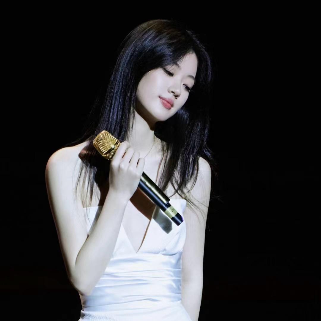 羔美洋吱🧚🏻‍♀️（钟意依纯版💜）