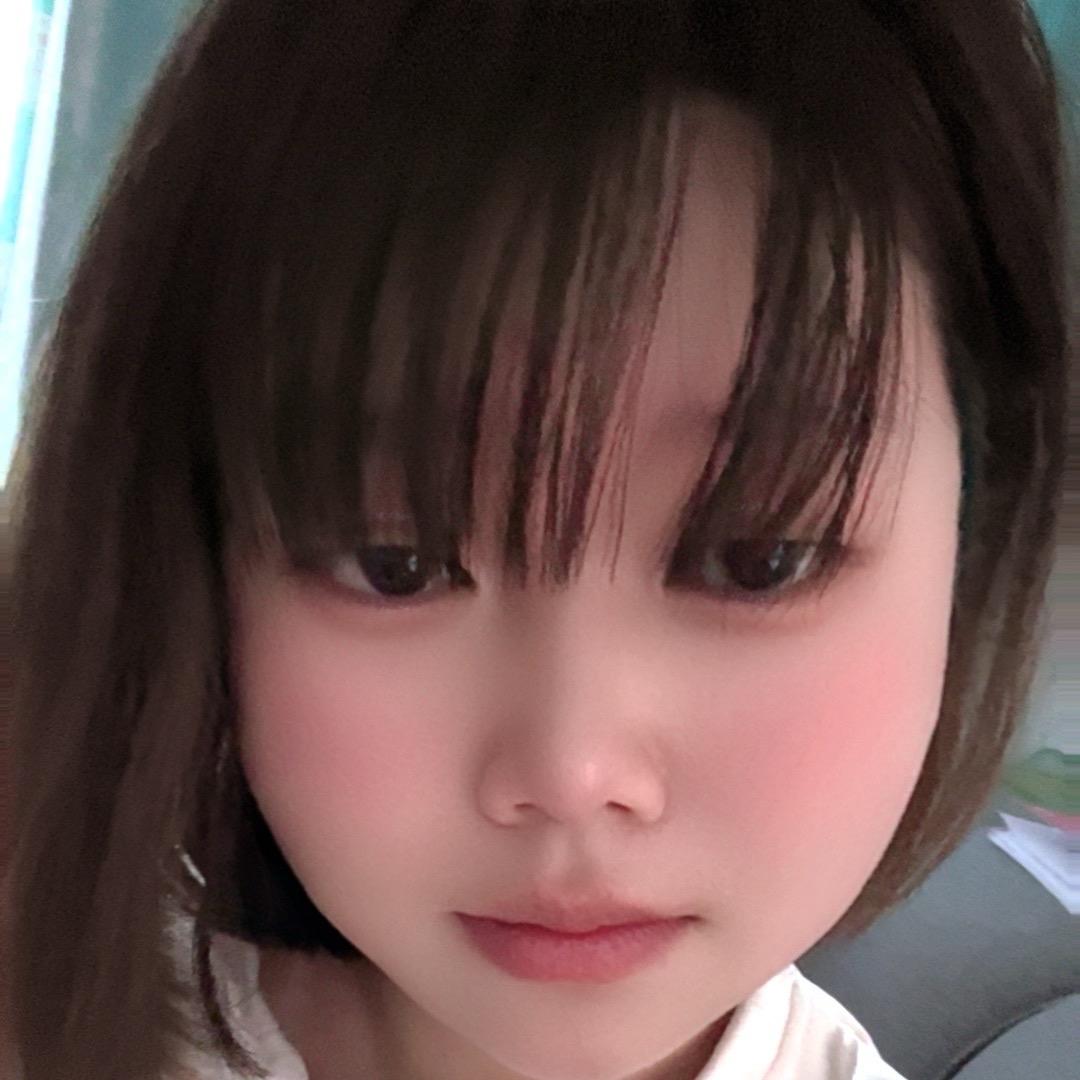胖嘟嘟的女孩