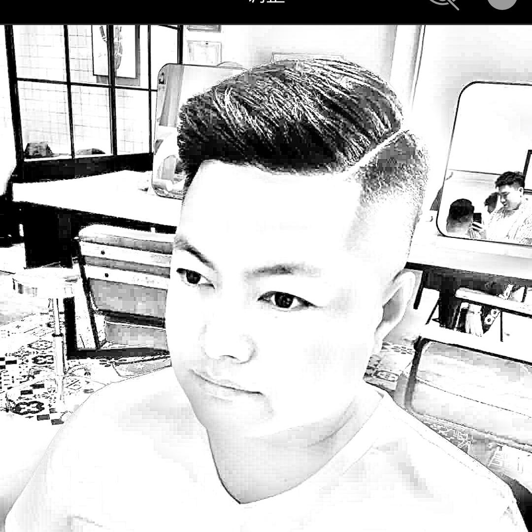 大宝儿烧烤(第五大道对面营业至凌晨5点)