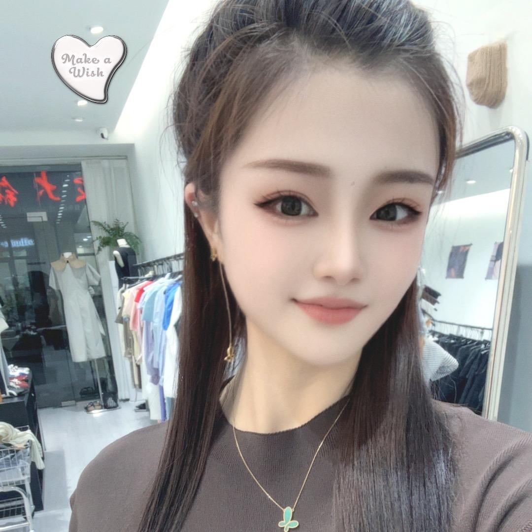 玲儿✨⁵²⁰