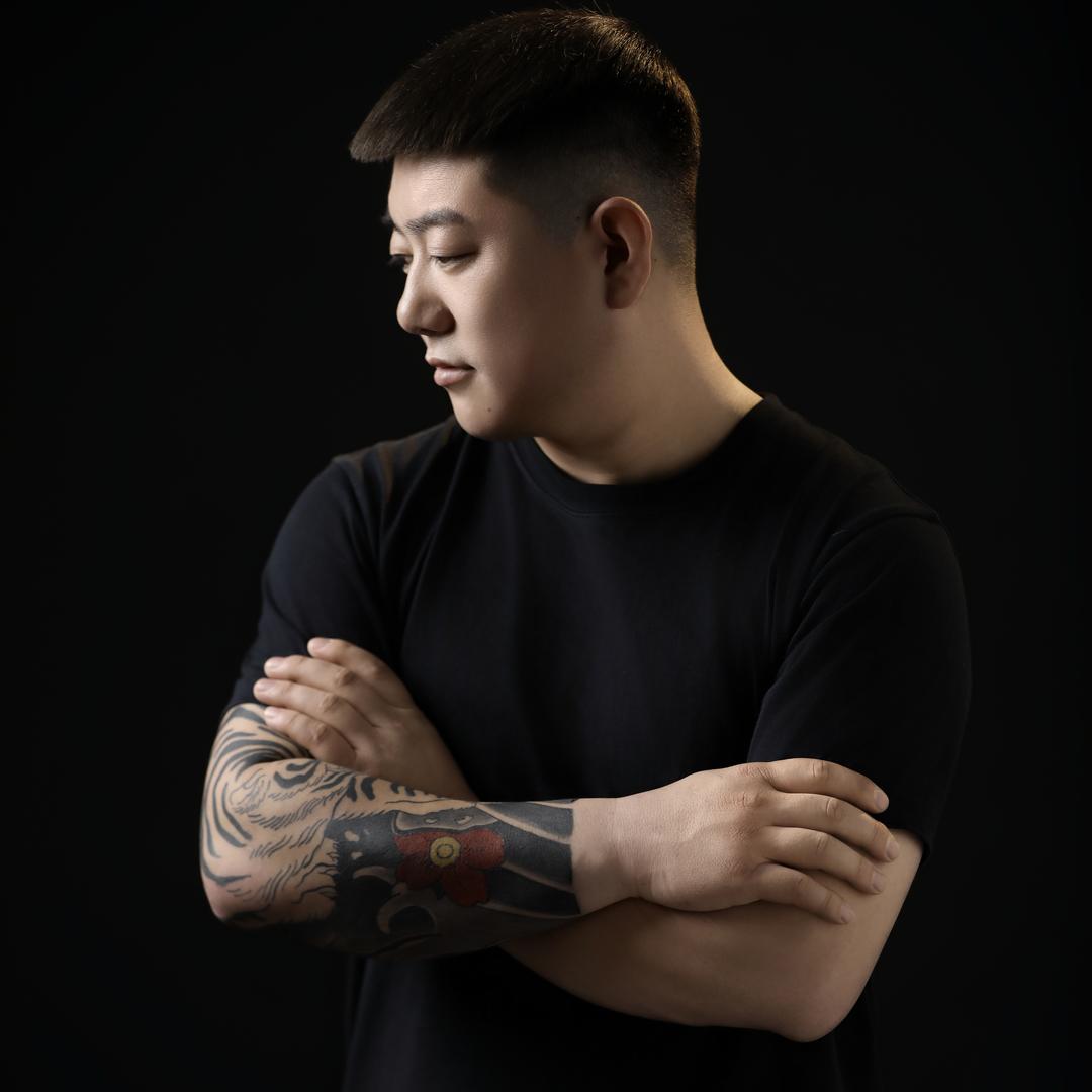 闫少